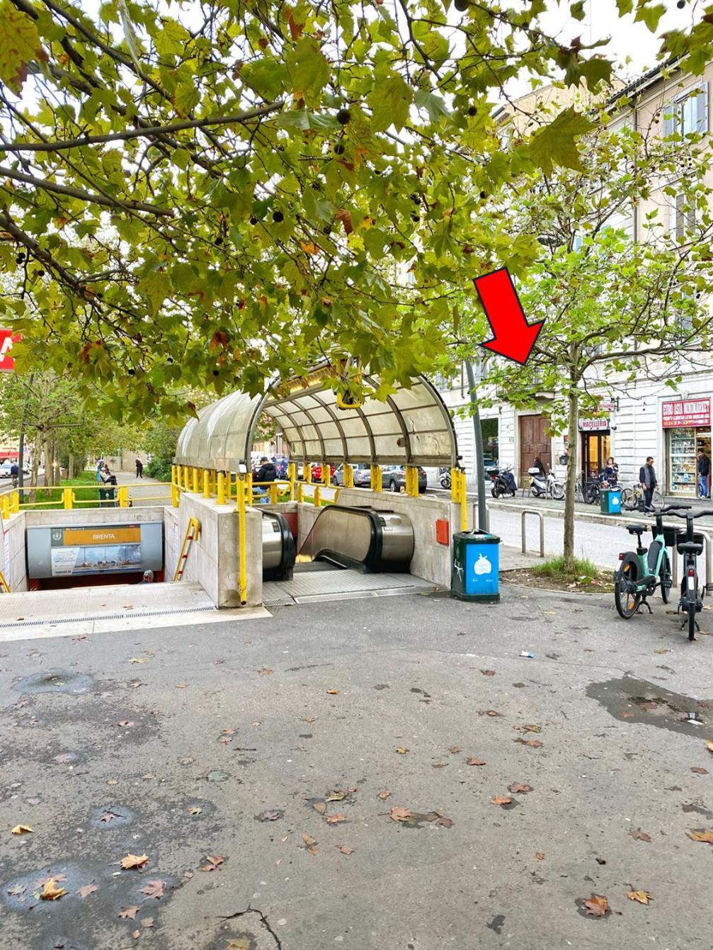 Brenta Place Milan Bagian luar foto